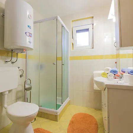 Stunning In Betiga With Kitchen Holiday home Barbariga