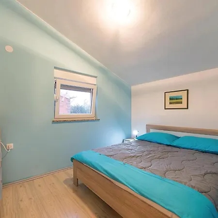 Stunning In Betiga With Kitchen Holiday home *